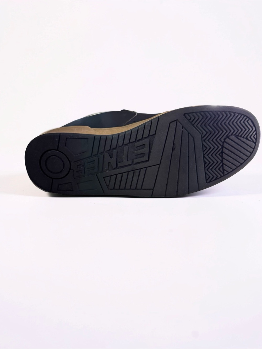 Etnies Frontside Black Gold Gum Skate Shoes Men's Size 10 NEW - Picture 4 of 9